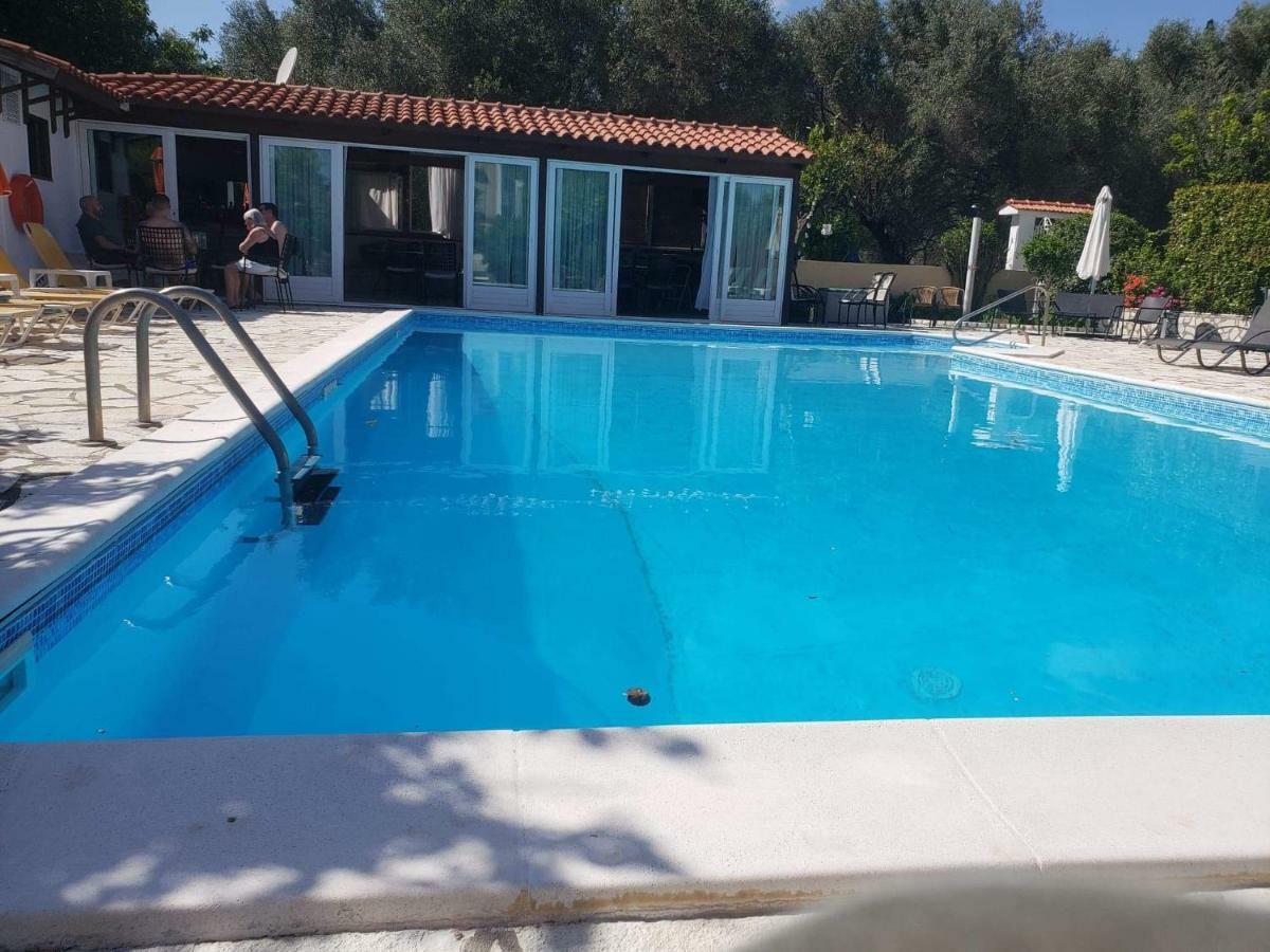 סבורונטה Marketos Apartments מראה חיצוני תמונה